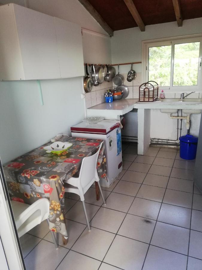 Appartement Avec Vue Sur Mer Bouillante Exterior foto